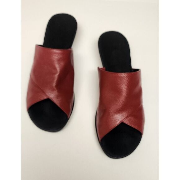 Aerosoles Women's Faux Leather Wedge Sandals Slip On Slides Red Leather Size 10W - Picture 7 of 11